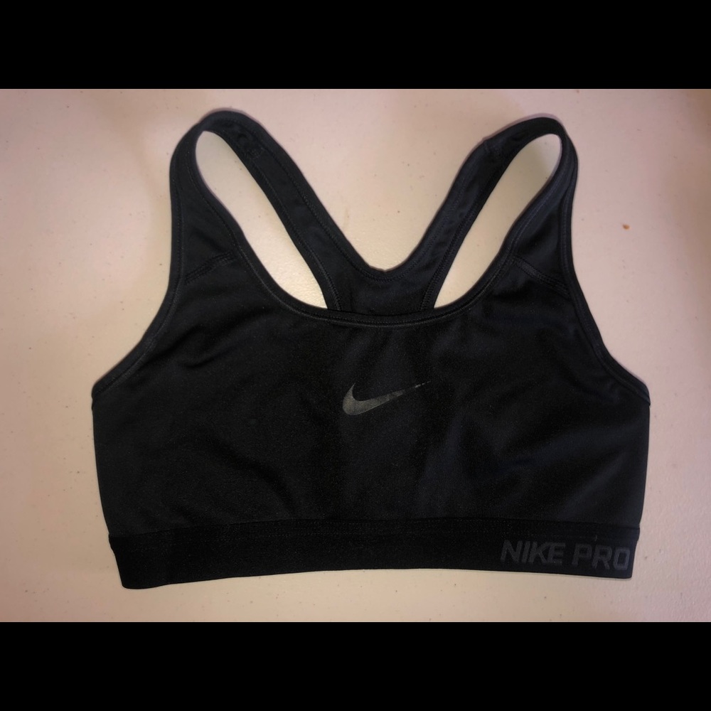 NIKE women’s sports bra